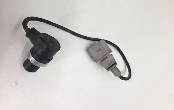 Audi A6 S6 C6 4F Crankshaft position sensor 0261210