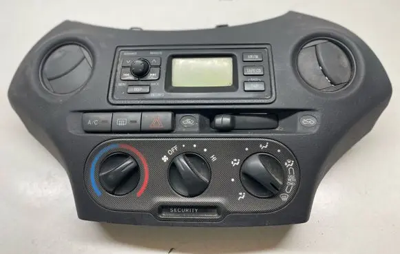 Toyota Yaris Climate control unit 861100D040 554050D130