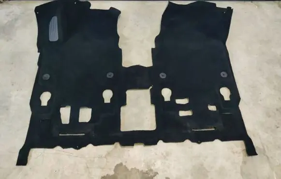 Chrysler Pacifica Front floor carpet liner 