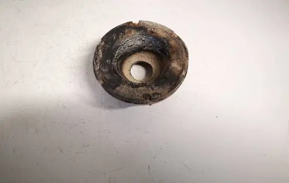 Volkswagen Bora Front coil spring rubber mount 1j0512149b