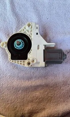 Audi A4 S4 B8 8K Rear door window regulator motor 8K0959812A