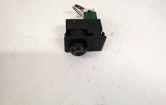 Nissan Primera Wing mirror switch