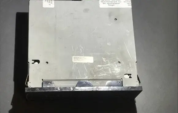 Audi A6 S6 C6 4F CD/DVD changer 4E0035110A NGCEA00059 4E0910110A