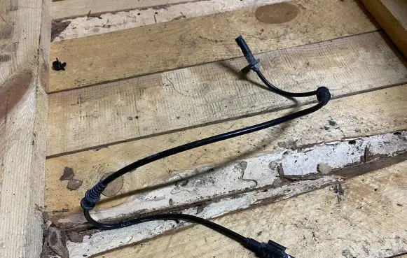 Mercedes-Benz E W211 ABS brake wheel speed sensor a2115401817 2115401817