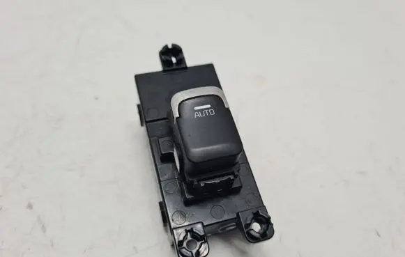 KIA Ceed Electric window control switch 4C25101000 93580A2100