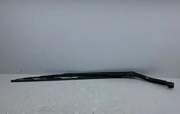 Infiniti QX70 S51 Front wiper blade arm