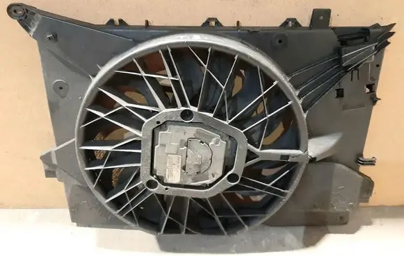 Volvo XC70 Electric radiator cooling fan 1137328116