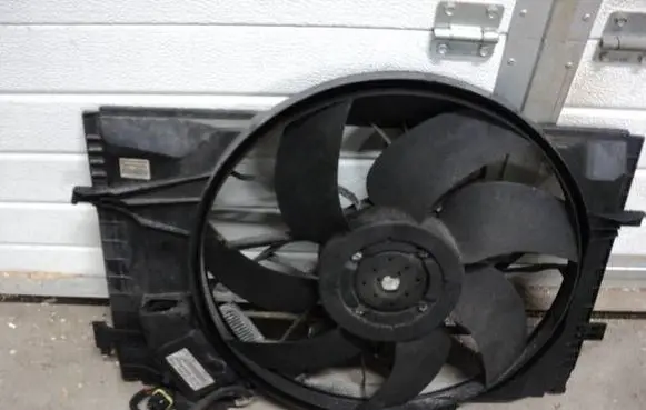 Mercedes-Benz C AMG W203 Electric radiator cooling fan A2035000293 G128Y20 885001966