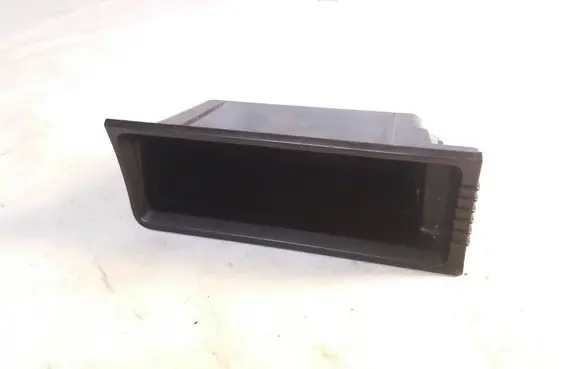 Volkswagen PASSAT B6 Ashtray (rear) 3C0863077 318230100