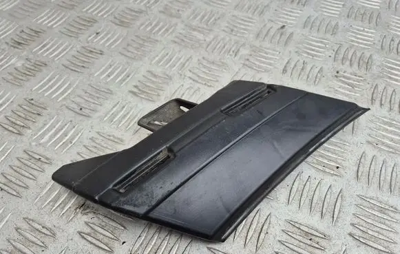 Mercedes-Benz S W222 Front bumper mounting bracket A2228850865