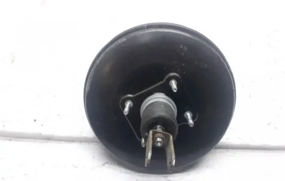 Lexus IS 220D-250-350 Brake booster