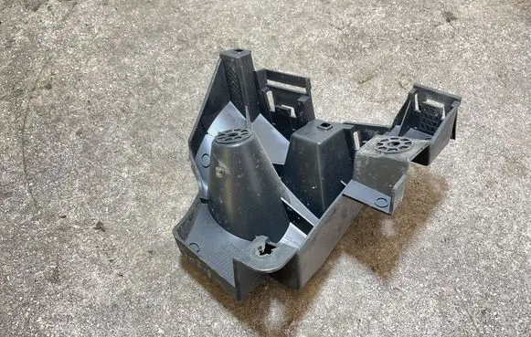 Citroen C4 III e-C4 Rear bumper mounting bracket 9831818880 9931855 C08626091