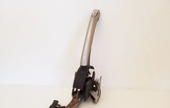 Toyota Auris 150 Handbrake interior bracket 0821 19660