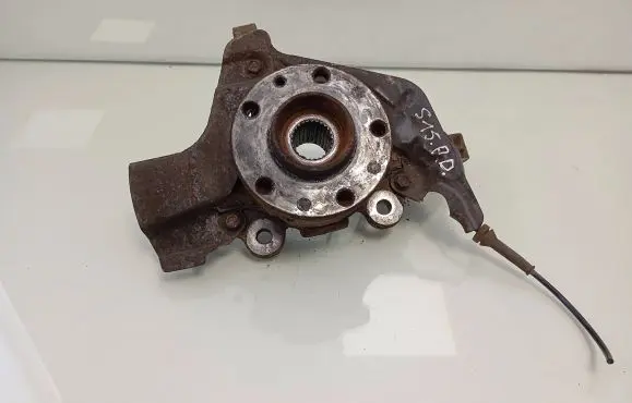 Honda Civic Front wheel hub spindle knuckle