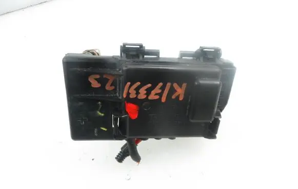 Volkswagen Polo III 6N 6N2 6NF Battery relay fuse 6X0937550B