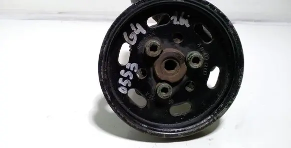 Volkswagen Golf IV Power steering pump 1J0422154C 26066369