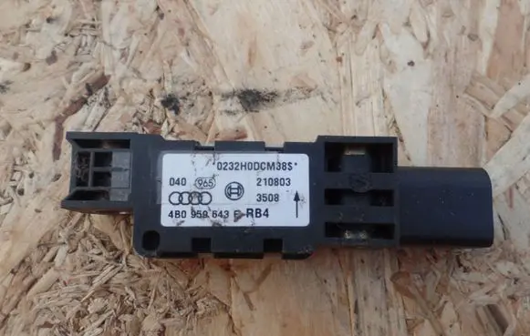Audi A6 S6 C5 4B Airbag deployment crash/impact sensor 4B0959643E 210803