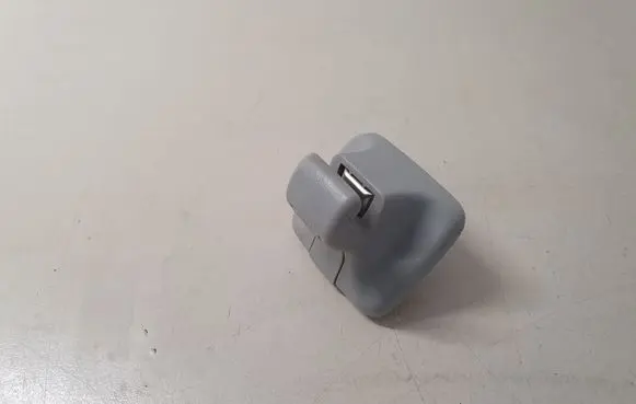 Volkswagen PASSAT B6 Sun visor clip/hook/bracket 1K0857561B