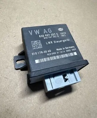Audi A4 S4 B8 8K Light module LCM 8X0907357C 01017830AD