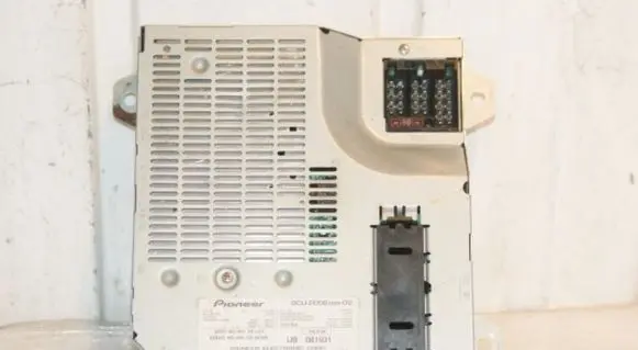 Sound amplifier