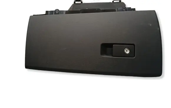 Volvo XC70 Glove box 30676278