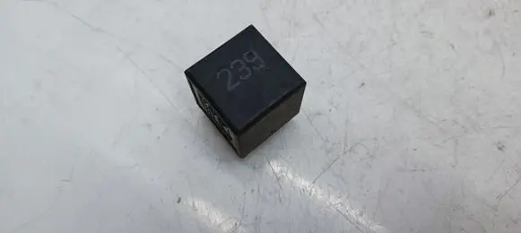 Volkswagen PASSAT B4 Other relay 445955529A