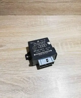 Audi Q7 4L Light module LCM 5LA00837901 8P0907357F