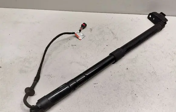 Volvo XC60 Tailgate strut 31457566AA