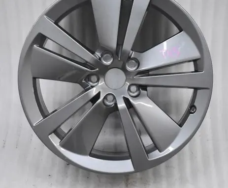 Seat Leon (5F) R18 alloy rim 