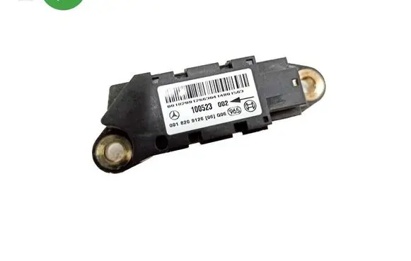 Mercedes-Benz C W203 Airbag deployment crash/impact sensor 0018209126 100523 001820912606
