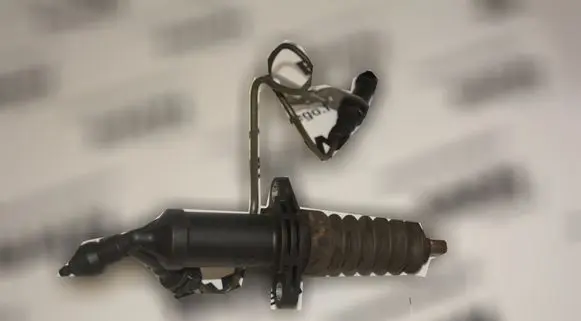 BMW 1 E81 E87 Clutch master cylinder 6775872
