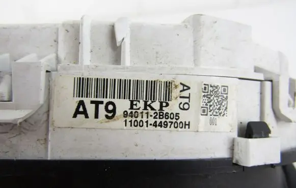 Hyundai Santa Fe Speedometer (instrument cluster) 940112B605