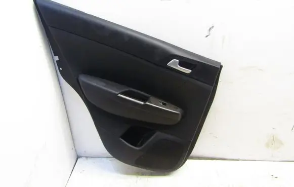 Seat Leon (5F) Rear door card panel trim 82613-F1000