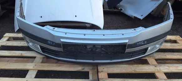 Skoda Octavia Mk2 (1Z) Front bumper