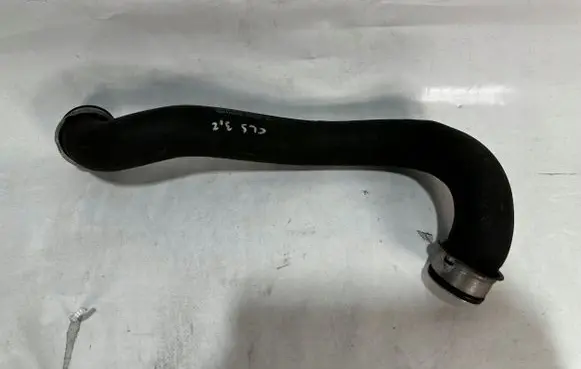 Mercedes-Benz E W211 Engine coolant pipe/hose A2115015482