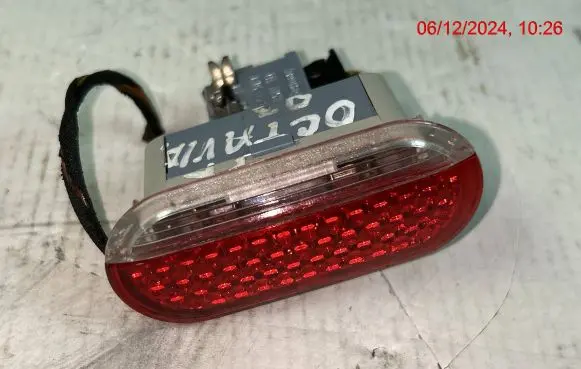 Skoda Octavia Mk1 (1U) Front door interior light 1J0947411B