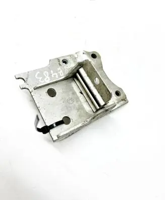 BMW 5 F10 F11 Radiator mount bracket 7186514 7207152 7211162