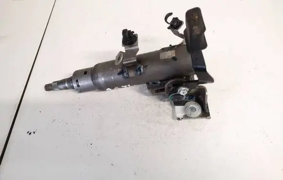 Toyota Yaris Steering wheel axle