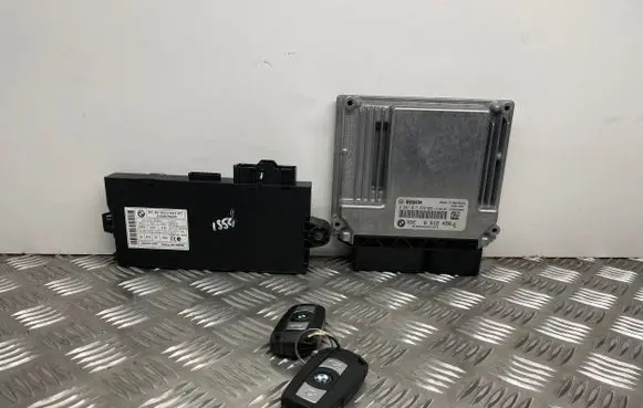BMW 1 E82 E88 Engine ECU kit and lock set 8512498 9237047
