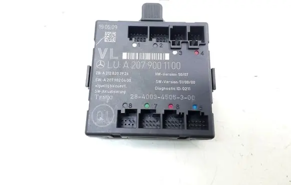 Mercedes-Benz E C207 W207 Door control unit/module A2079001100