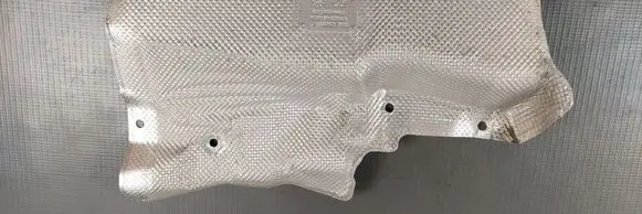 Audi SQ7 Heat shield in engine bay 4M0825691