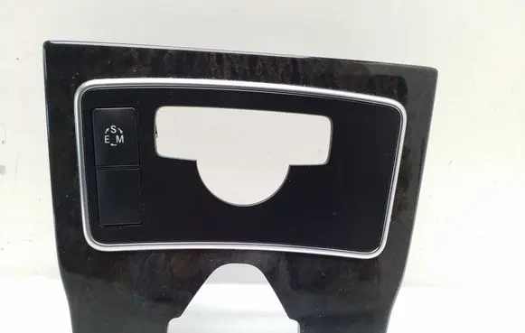 Mercedes-Benz CLS C218 X218 Other center console (tunnel) element A2186806007