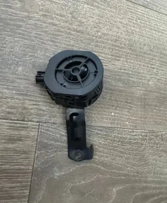Toyota bZ4X Horn signal 8657042060