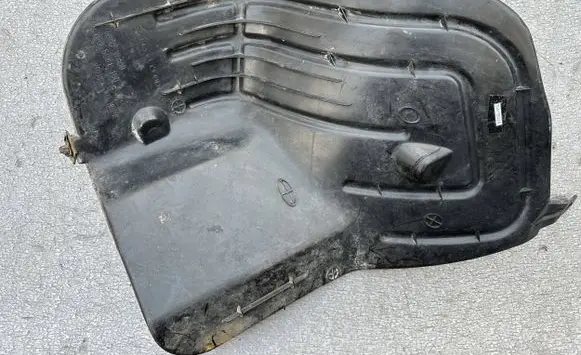 Nissan Patrol Y61 Rear bumper corner part panel trim 74890VB000