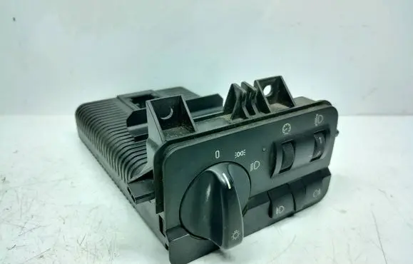 BMW 3 E46 Light switch 61318383226 0095706 086480051