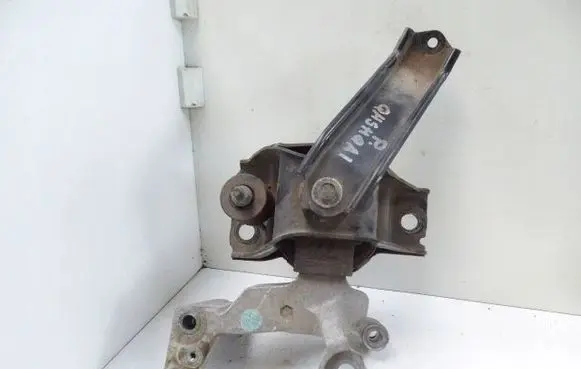 Nissan Qashqai Engine mount vacuum valve 11210JD20B
