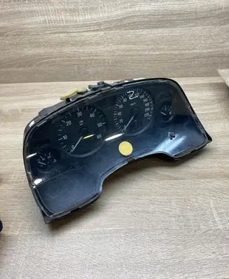 Opel Zafira A Speedometer (instrument cluster) 24461749JB 110080208