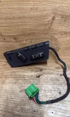 Volvo XC90 Seat control switch 19206