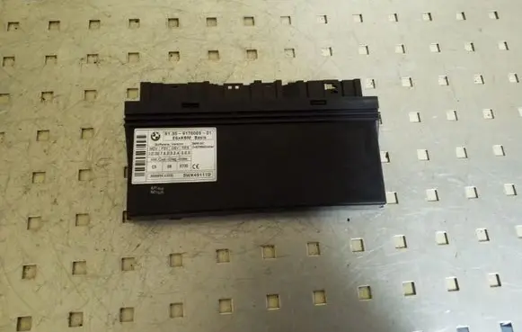 BMW 5 E60 E61 Comfort/convenience module 6135917606901