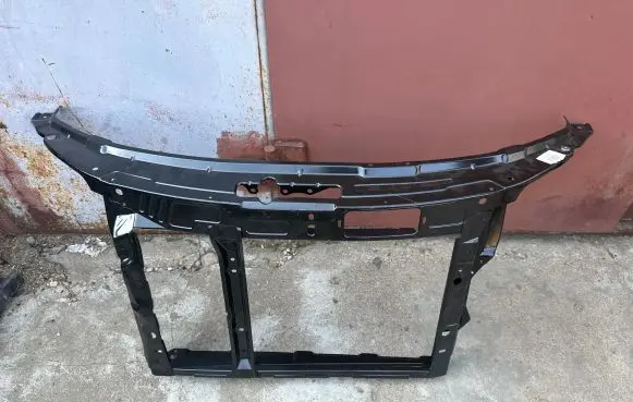 Skoda Fabia Mk2 (5J) Bottom radiator support slam panel 5J0805591A